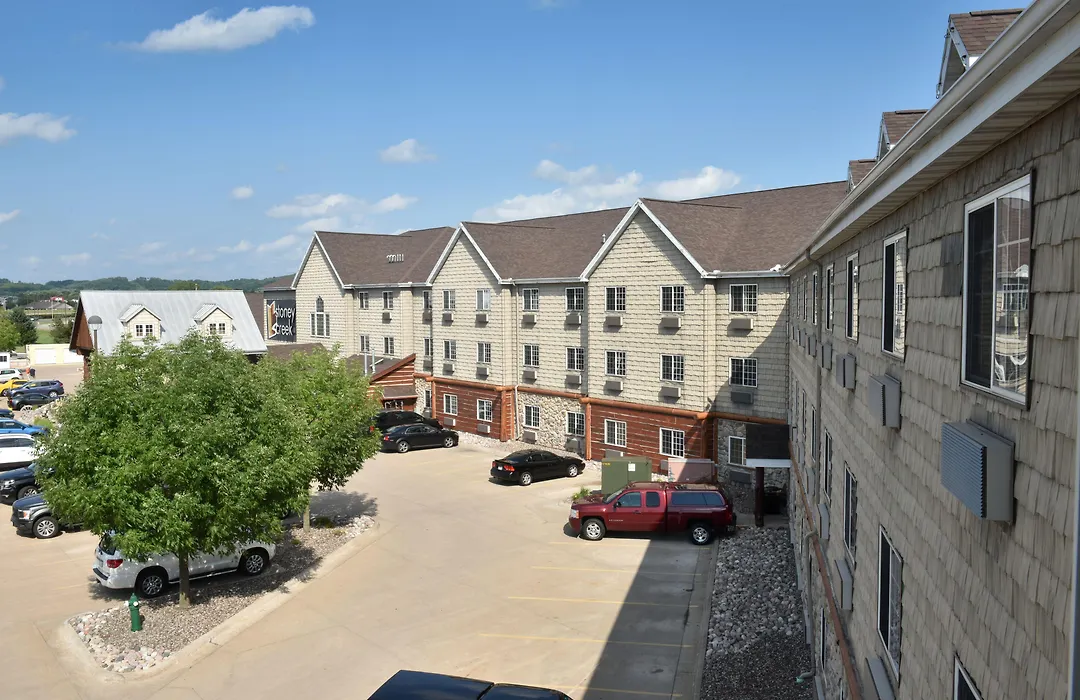 Stoney Creek Hotel La Crosse - Onalaska-1